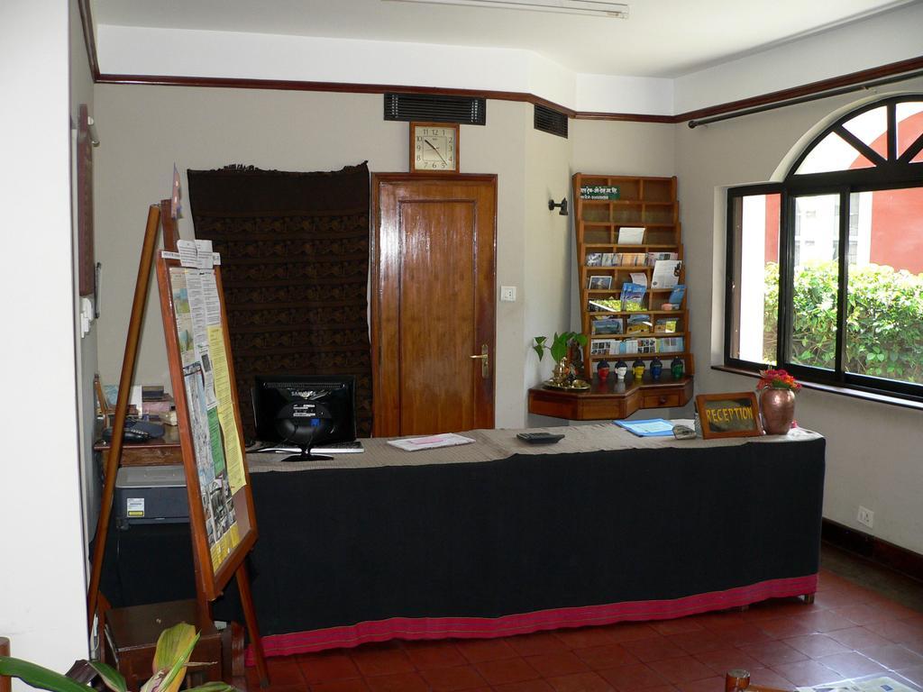 Trek-O-Tel Otel Pokhara Dış mekan fotoğraf