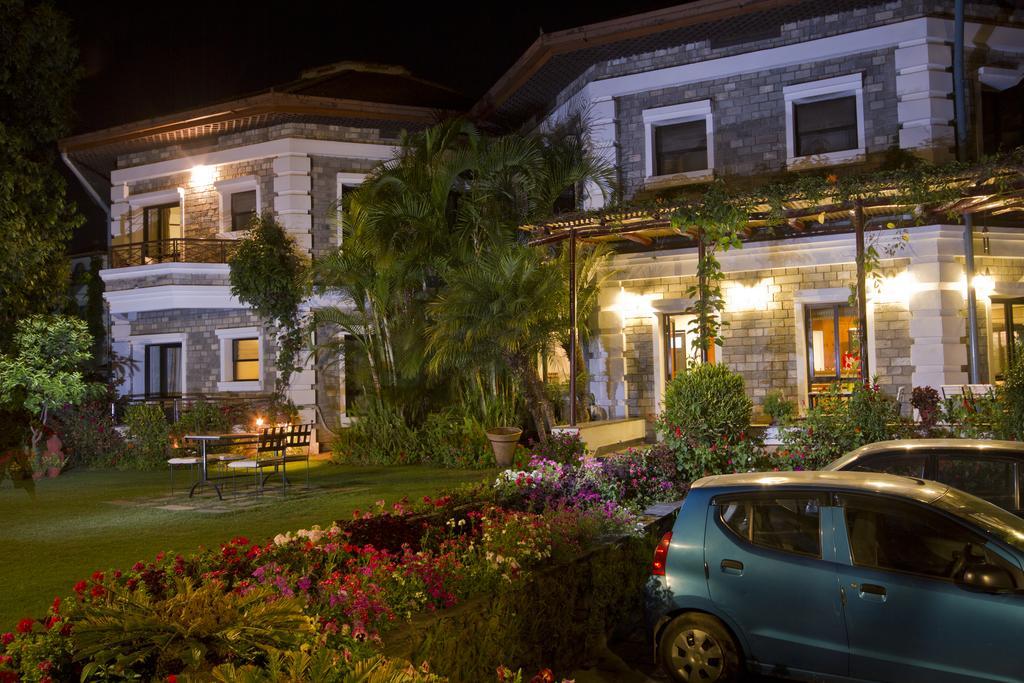 Trek-O-Tel Otel Pokhara Dış mekan fotoğraf