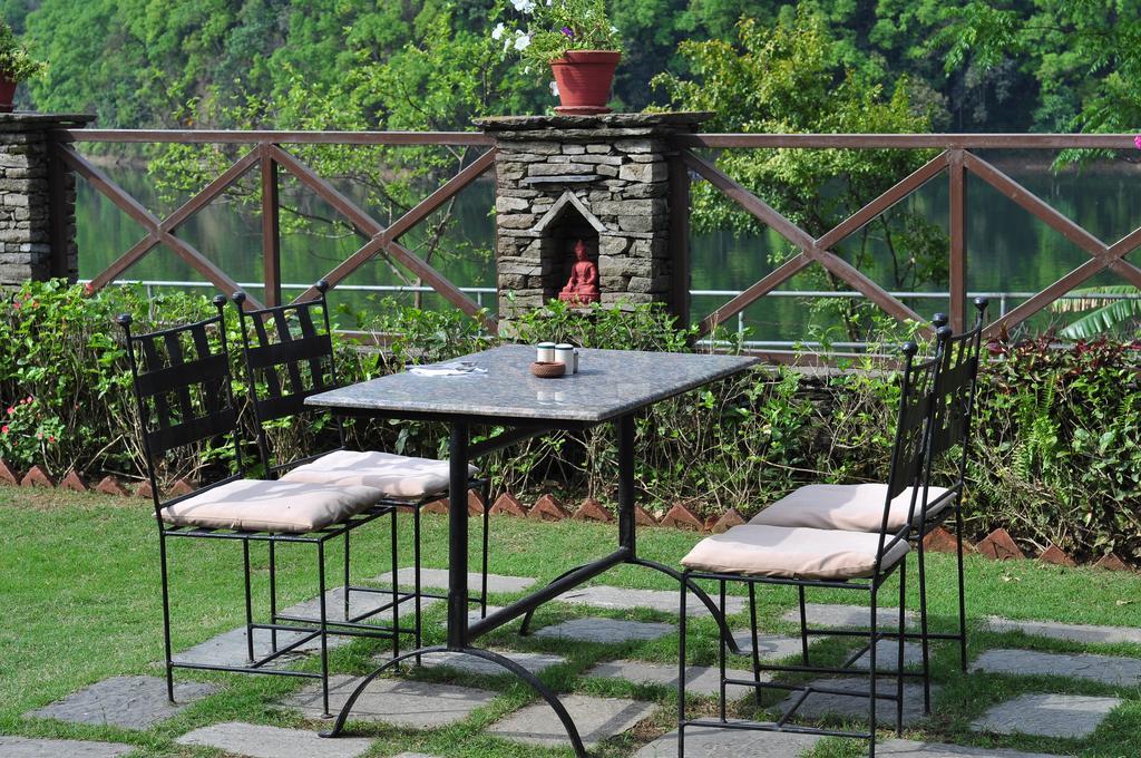 Trek-O-Tel Otel Pokhara Dış mekan fotoğraf