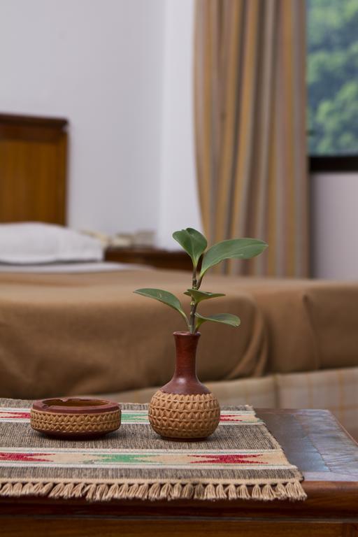 Trek-O-Tel Otel Pokhara Dış mekan fotoğraf
