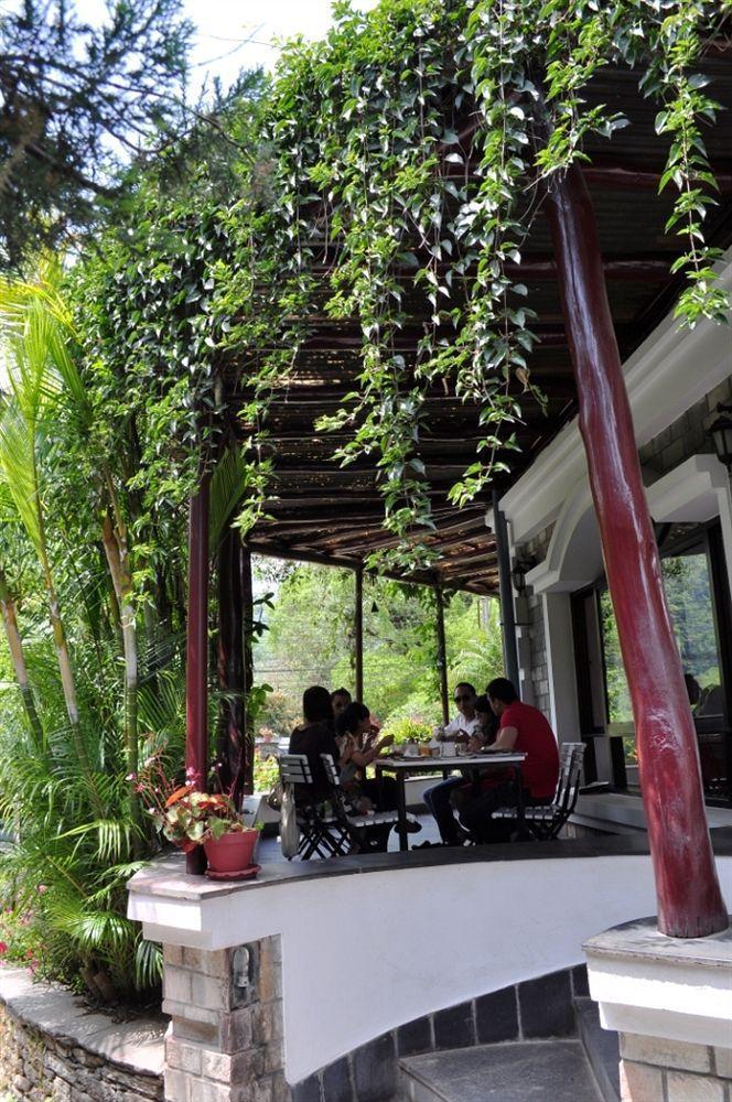 Trek-O-Tel Otel Pokhara Dış mekan fotoğraf