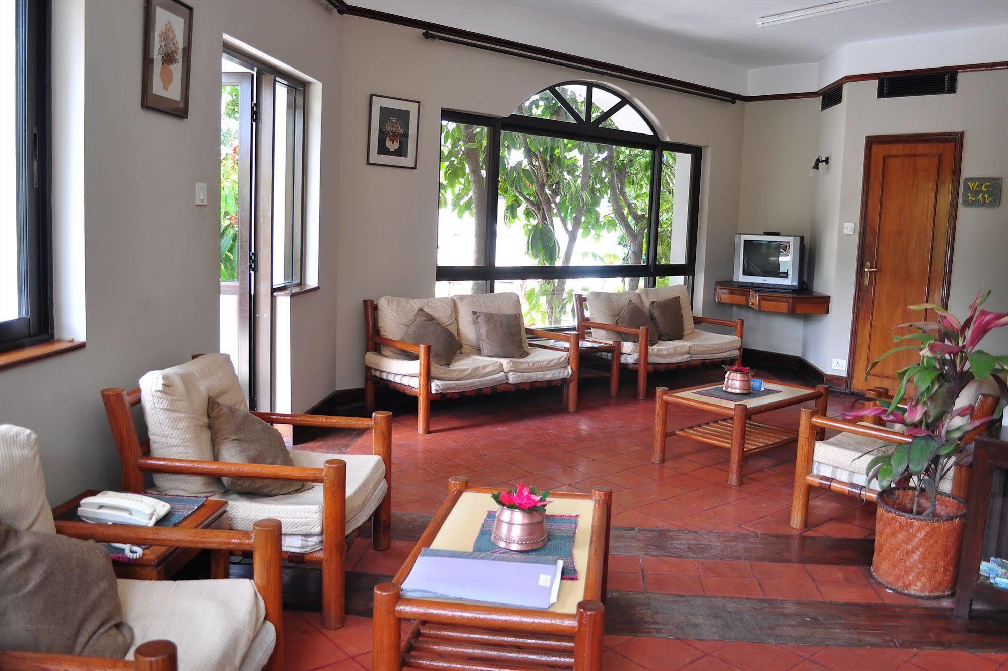 Trek-O-Tel Otel Pokhara Dış mekan fotoğraf